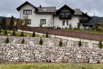 Casa de pe Deal